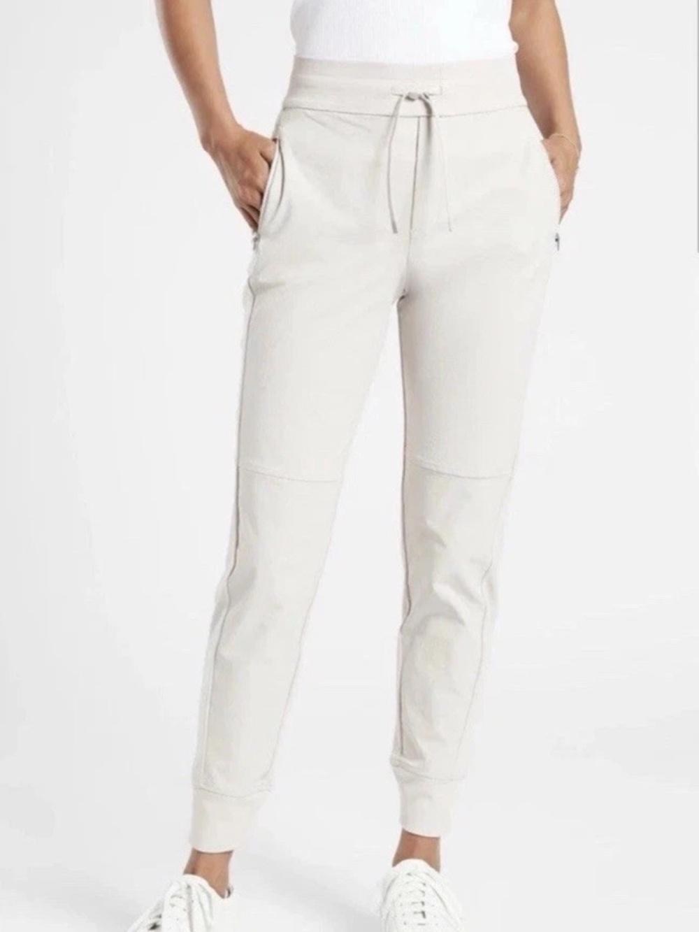 Athleta Headlands Hybrid Trek Jogger Women's 6 Tall Beige /Khaki Athleisure